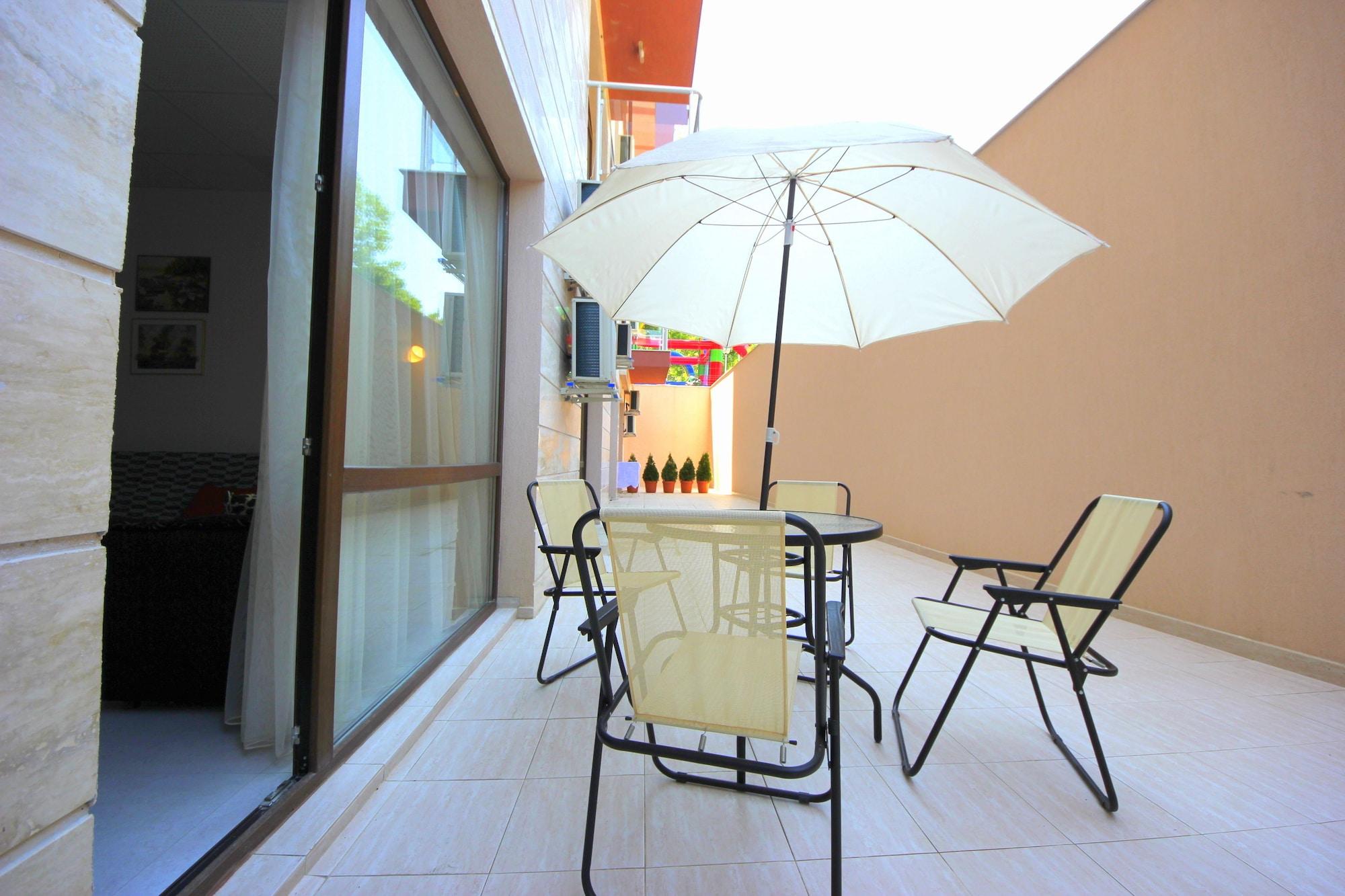 Menada Tarsis Apartments Sunny Beach Exterior foto