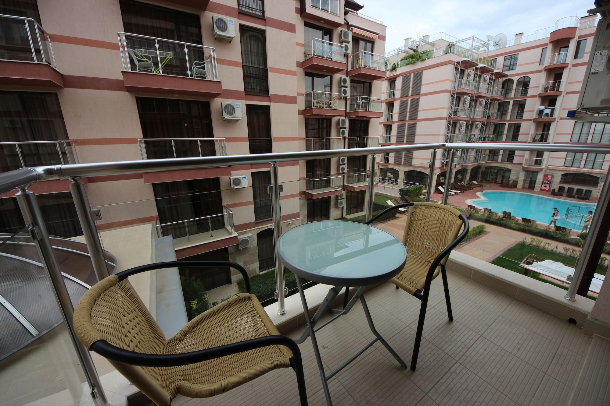 Menada Tarsis Apartments Sunny Beach Exterior foto