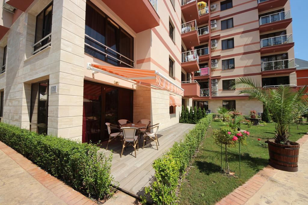 Menada Tarsis Apartments Sunny Beach Exterior foto