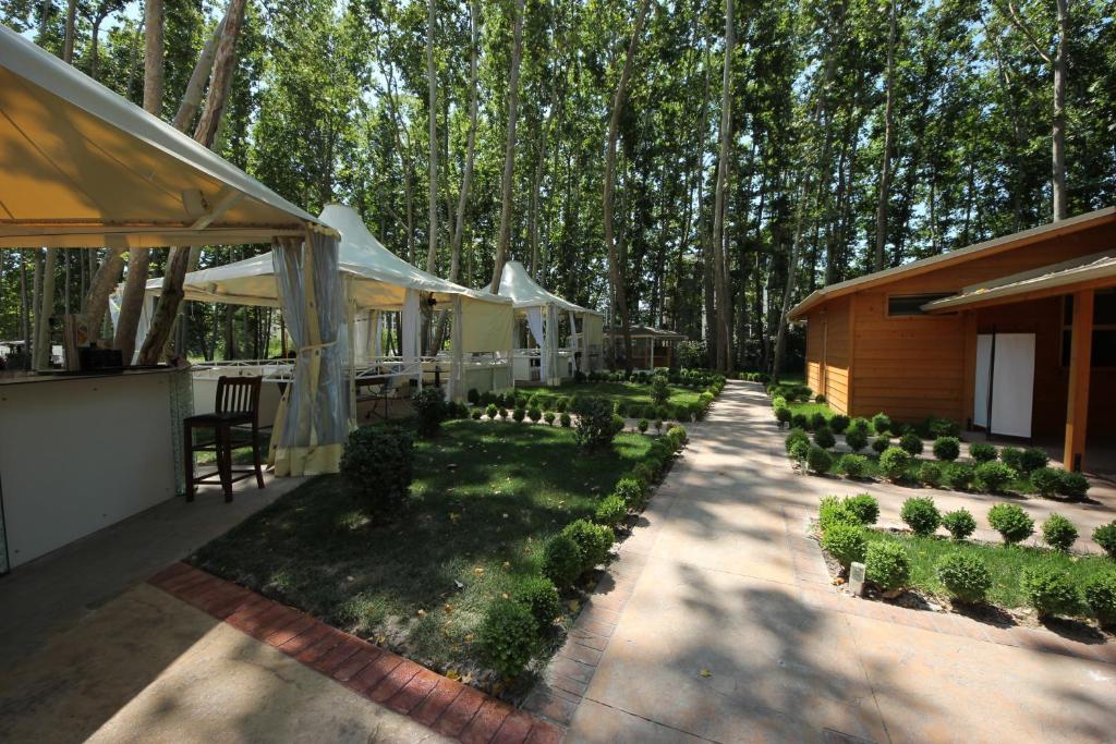 Menada Tarsis Apartments Sunny Beach Exterior foto