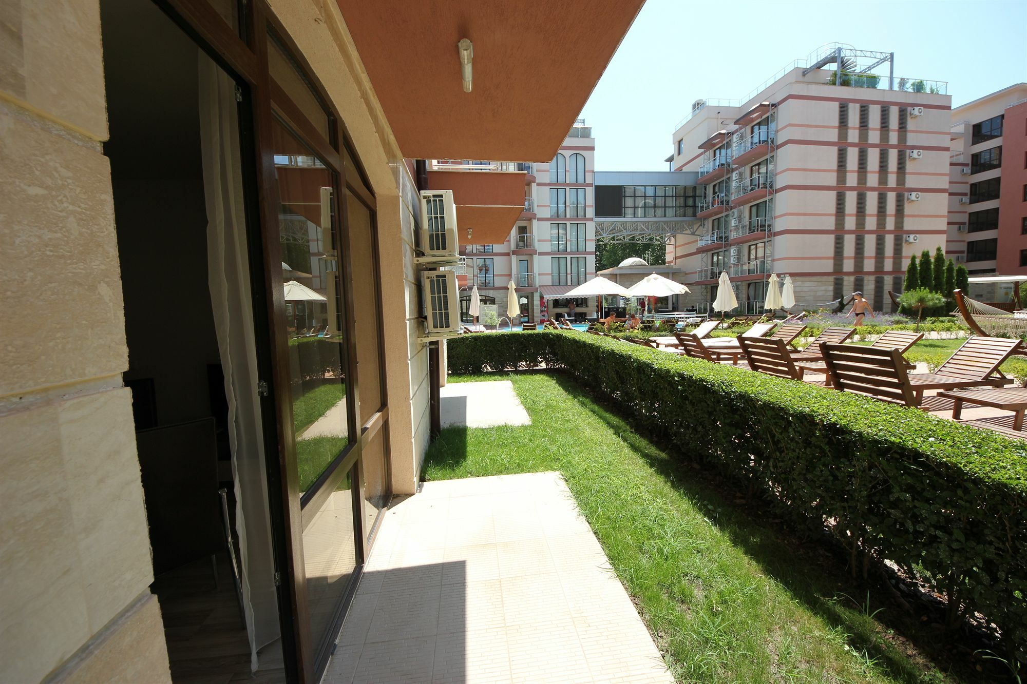 Menada Tarsis Apartments Sunny Beach Exterior foto