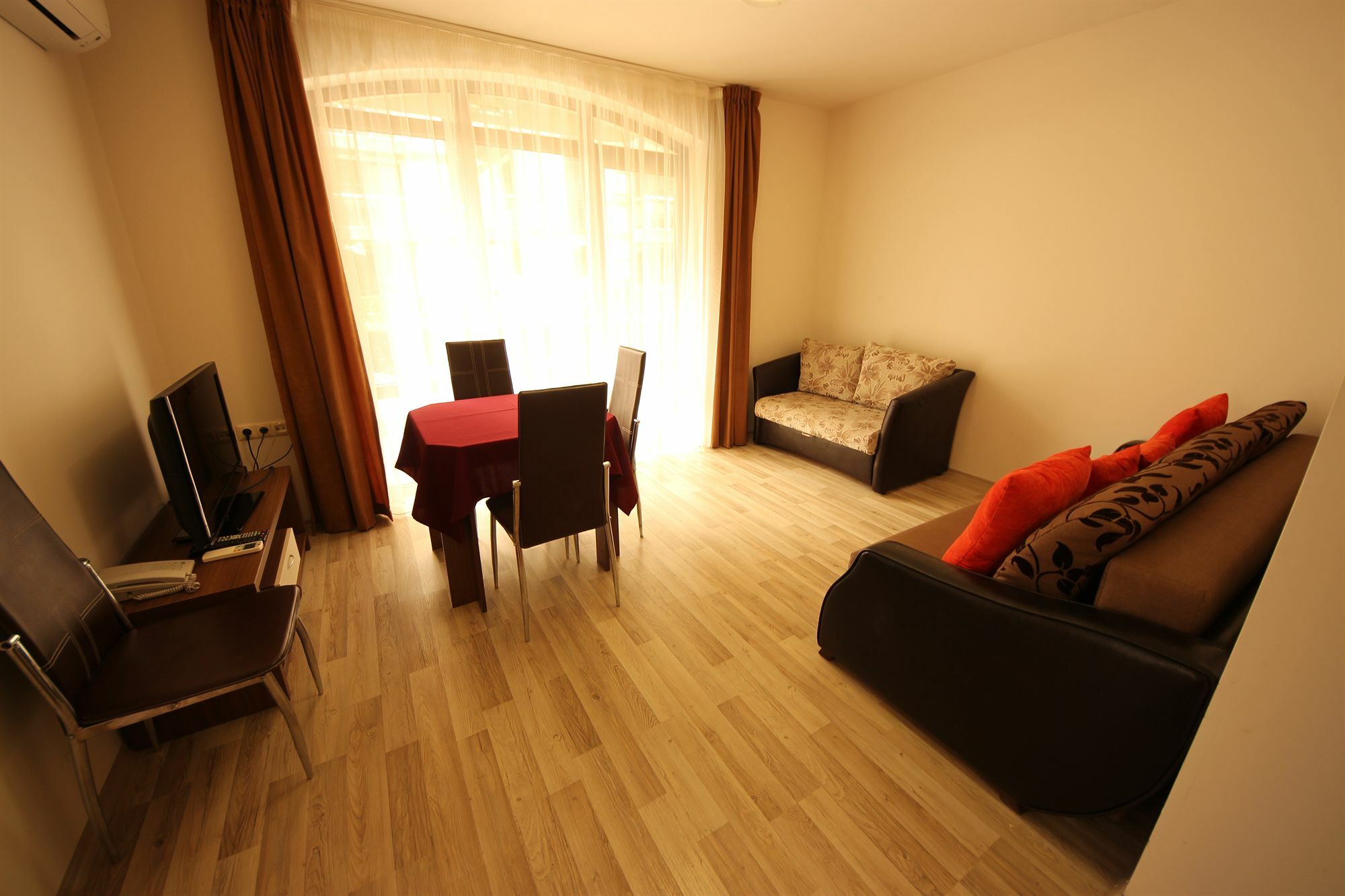 Menada Tarsis Apartments Sunny Beach Exterior foto